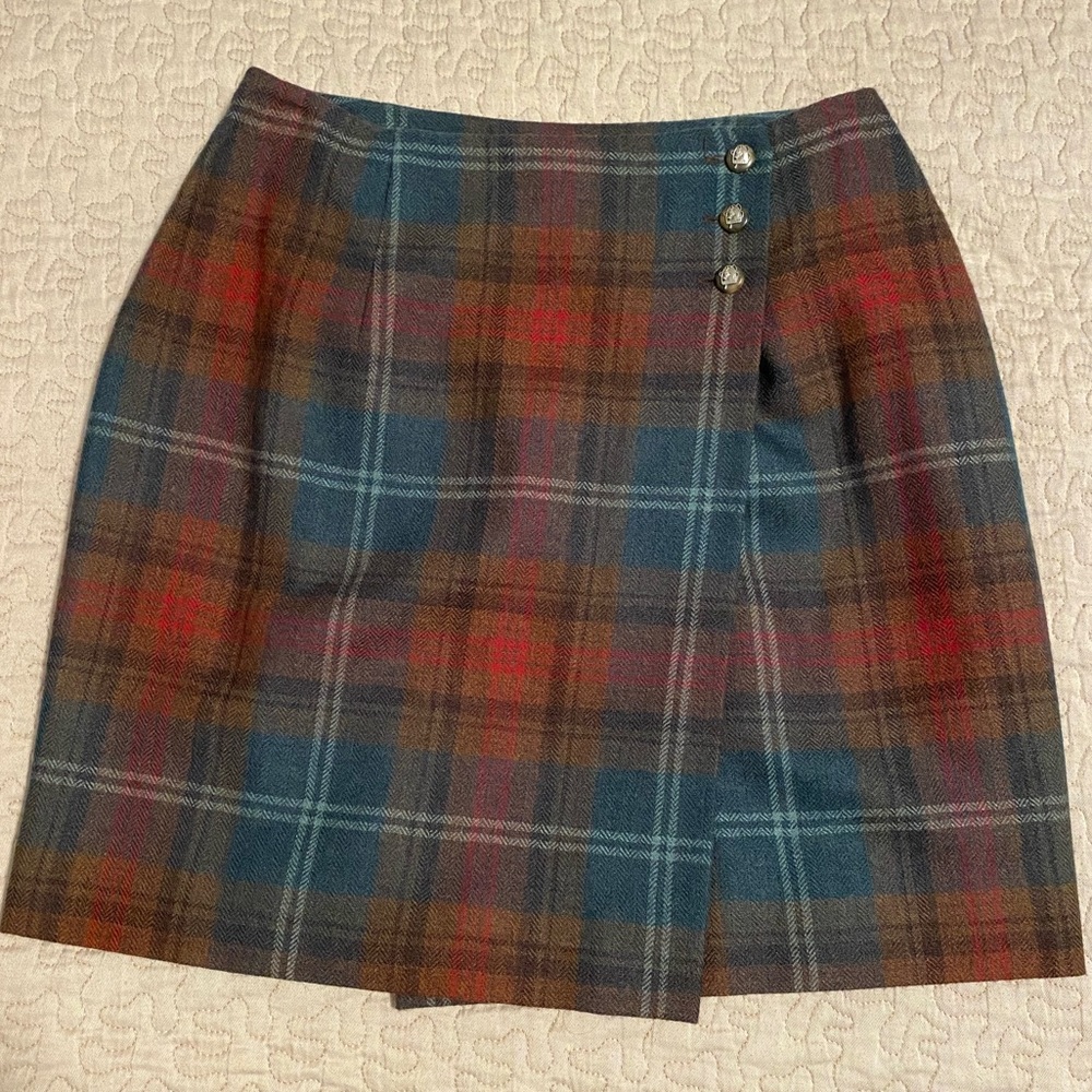 Ralph Lauren wool plaid wrap skirt, button details
